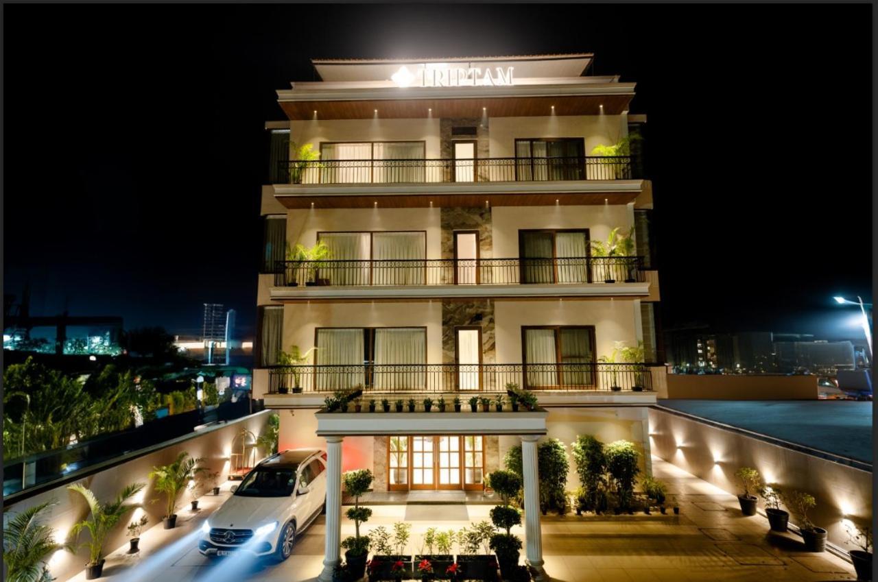 Triptam วรินดาวัน ภายนอก รูปภาพ