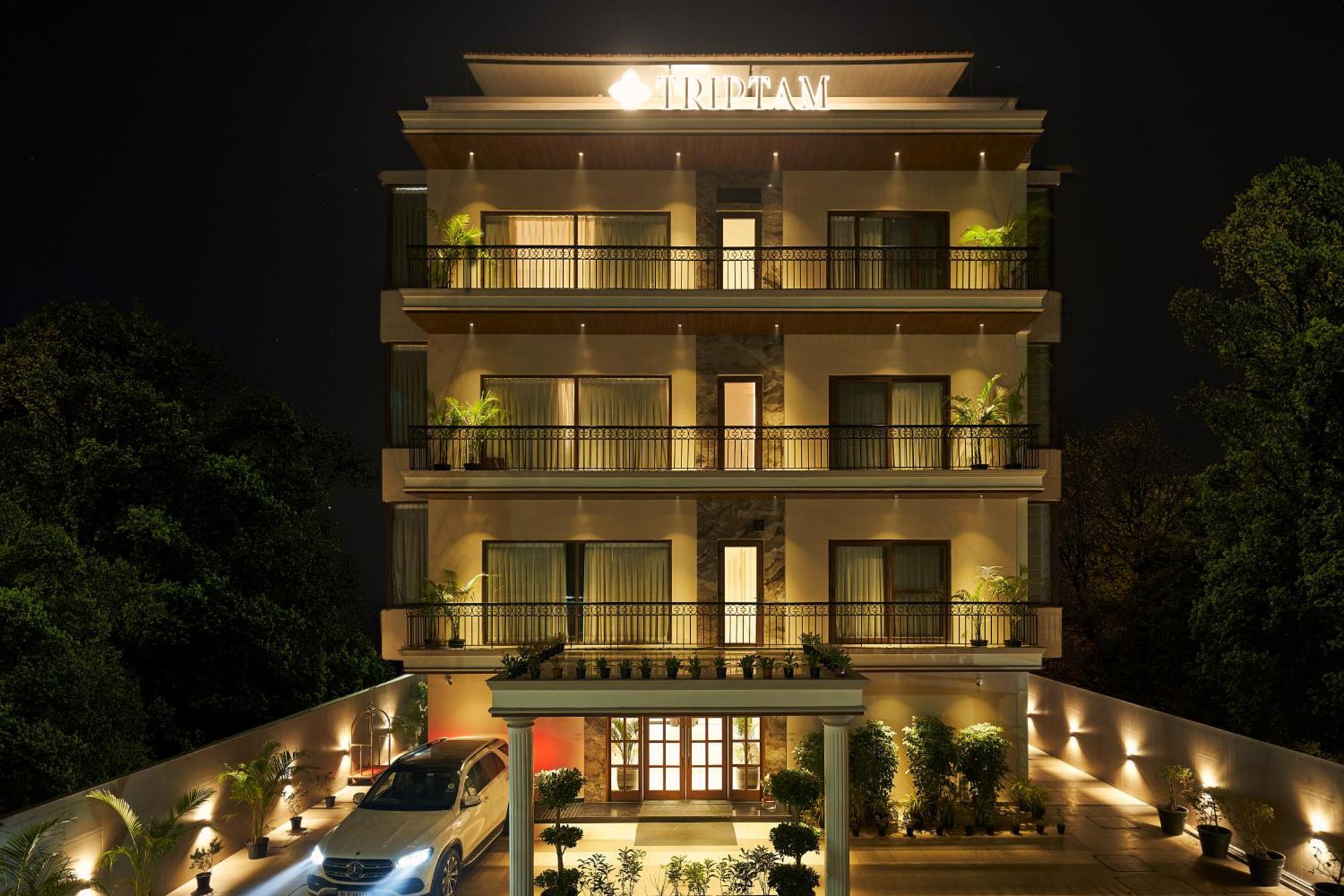 Triptam วรินดาวัน ภายนอก รูปภาพ